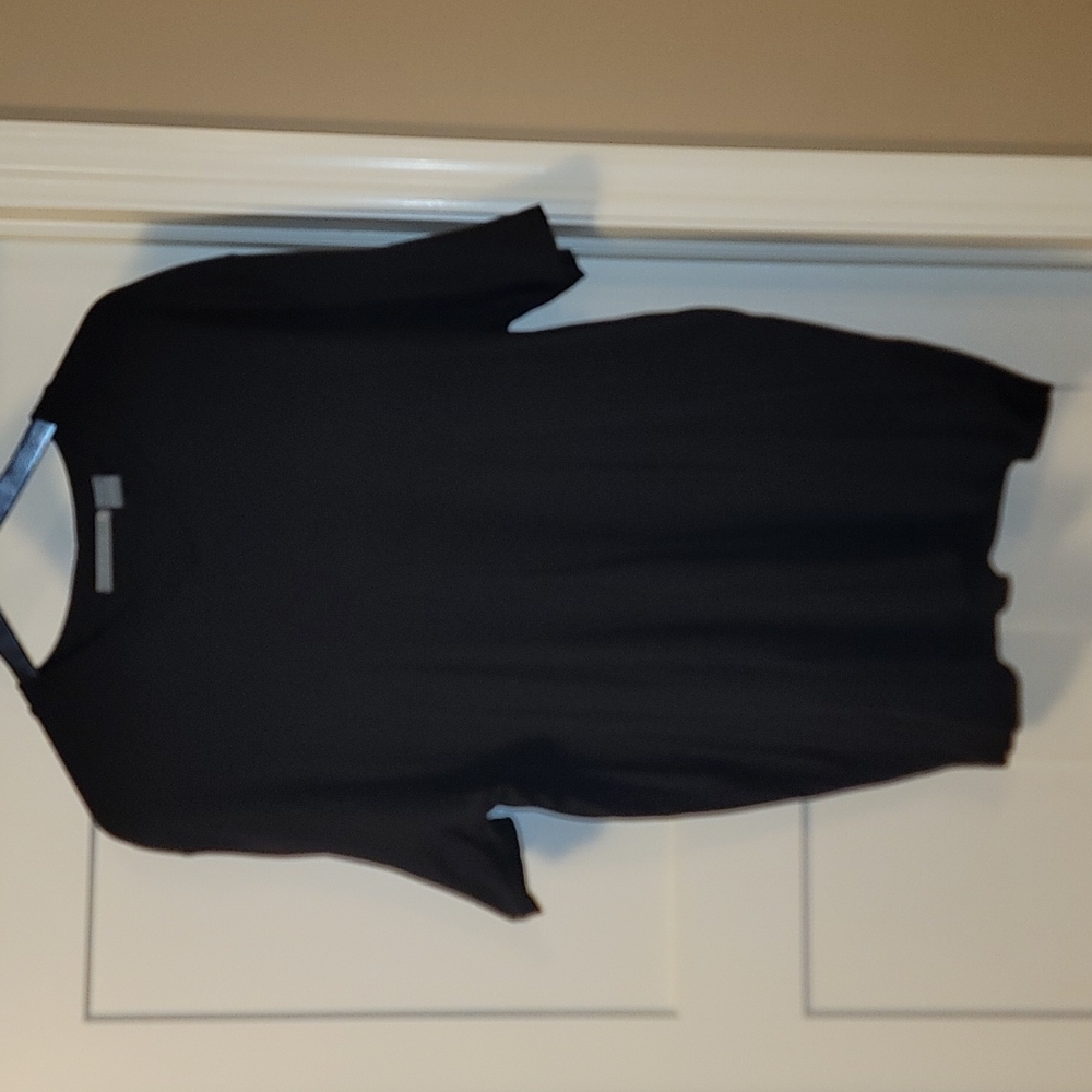 Good condition Mens XL tshirt.